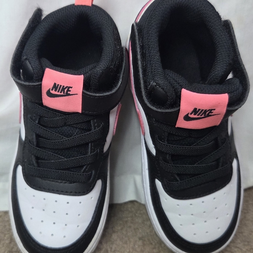Nike Kids Black, White and Neon Pink Sneakers - Picture 3 of 11